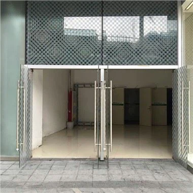 কাচের প্যানেলের দরজা